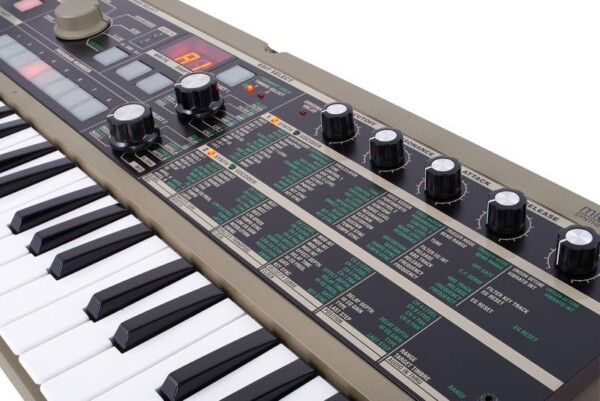 Аналоговий синтезатор Korg MICROKORG фото 5