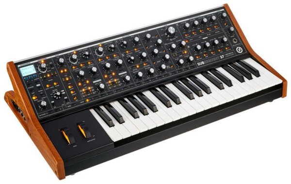 Аналоговий синтезатор Moog SUBsequent 37 фото 3