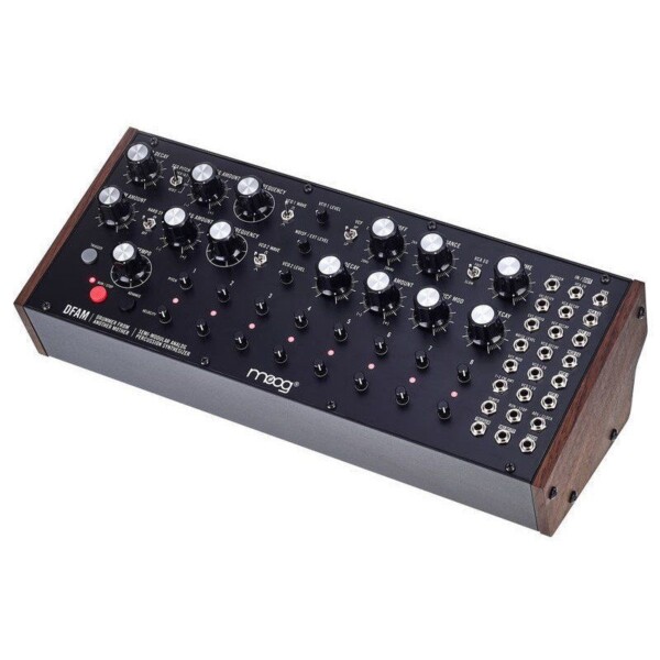 Аналоговий синтезатор Moog DFAM фото 1