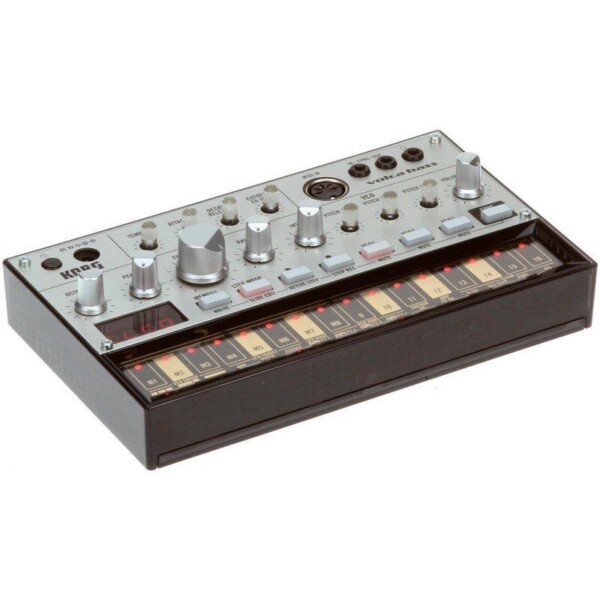 Аналоговий синтезатор Korg Volca Bass фото 3