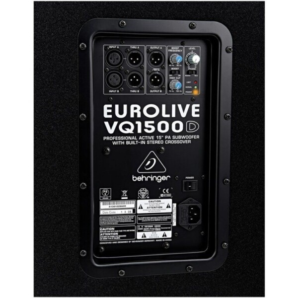 Сабвуфер Behringer VQ1500D фото 3