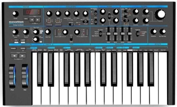 Аналоговий синтезатор Novation Bass Station II фото 1