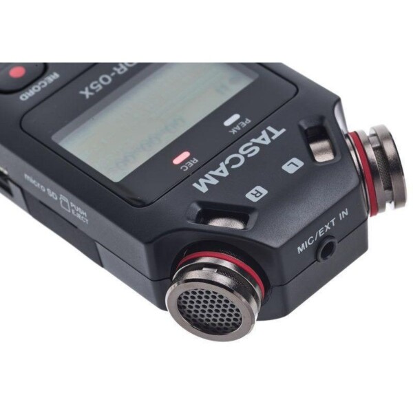 Диктофон Tascam DR-05X фото 4