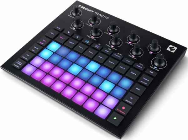 Аналоговий синтезатор Novation Circuit Tracks фото 1