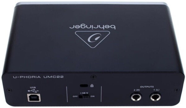 USB аудіоінтерфейс Behringer UMC22 фото 3