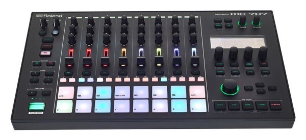 Грувбокс Roland MC-707 фото 2