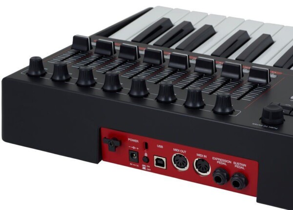 MIDI-клавіатура AKAI MPK249 фото 4