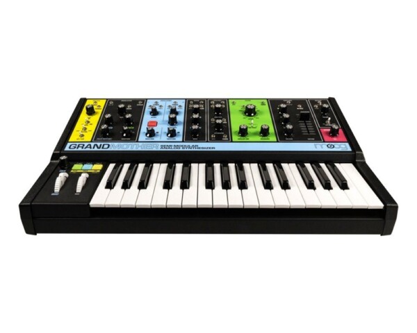 Синтезатор Moog GRANDMOTHER фото 2