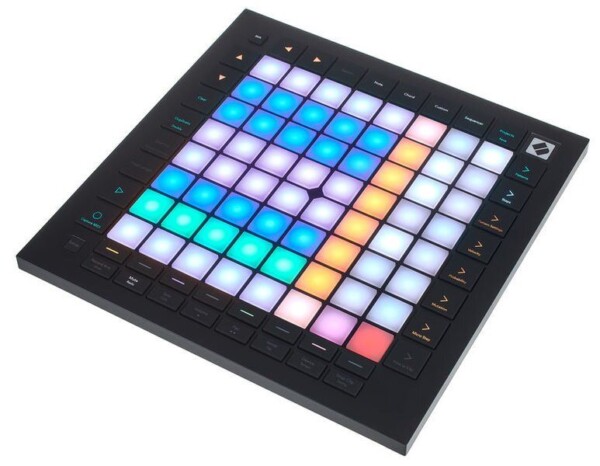 MIDI-контролер Novation Launchpad Pro MK3 фото 1