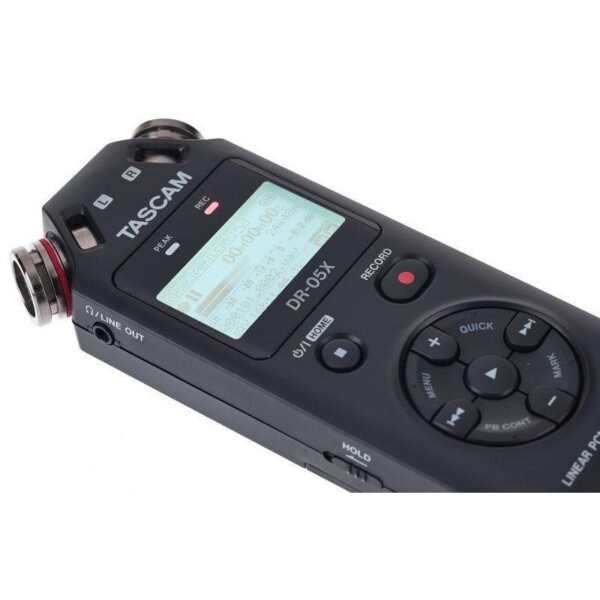 Диктофон Tascam DR-05X фото 2