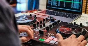 DJ контролер Hercules DJ Control Inpulse 300 MK2 фото 4