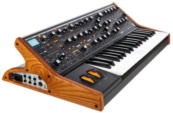 Аналоговий синтезатор Moog SUBsequent 37 фото 6