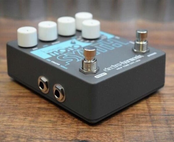 Гітарна педаль Electro-harmonix Bass Mono Synth фото 5