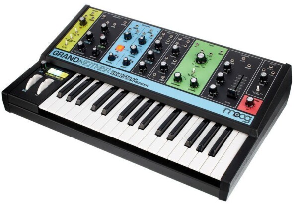 Синтезатор Moog GRANDMOTHER фото 3