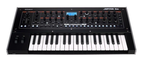 Синтезатор ROLAND JUPITER-XM фото 1