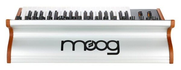 Аналоговий синтезатор Moog SUBsequent 37 фото 4