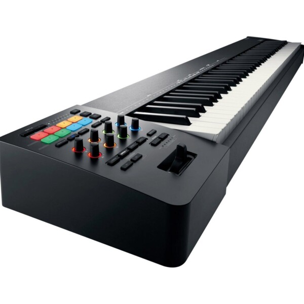 MIDI-клавіатура Roland A-88MKII фото 4
