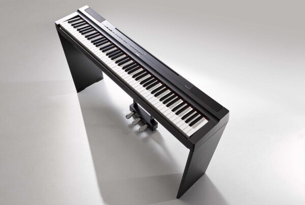 Цифрове піаніно Yamaha P-125 BK фото 4