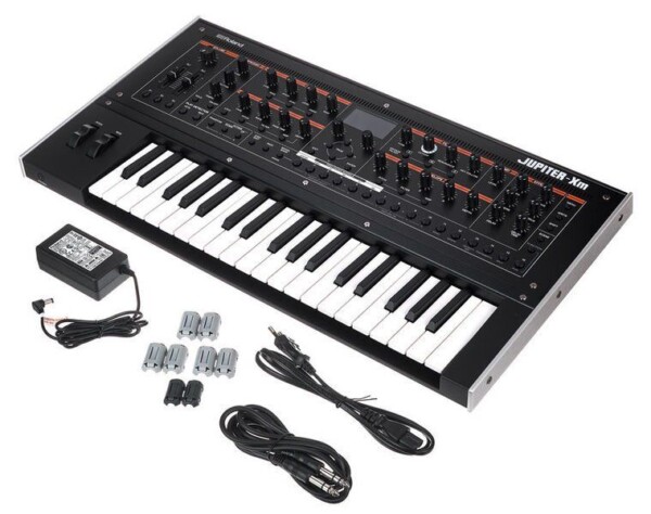 Синтезатор ROLAND JUPITER-XM фото 5