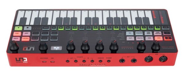 Аналоговий синтезатор IK Multimedia Uno Synth Pro Desktop фото 3