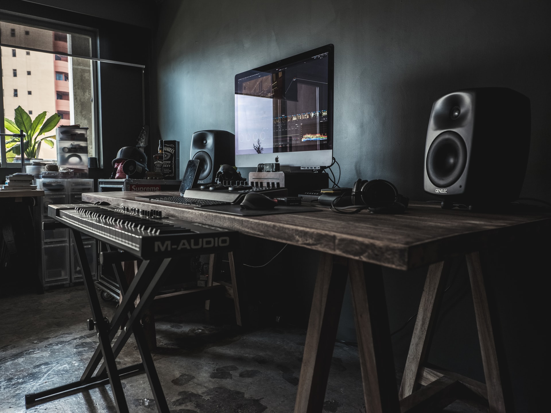 jc-gellidon-TFQM6VpdWm4-unsplash