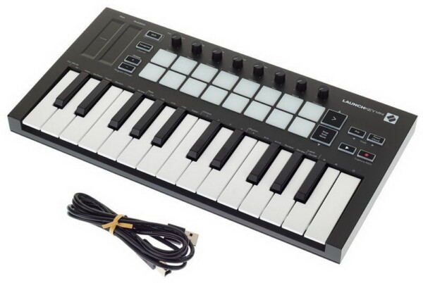MIDI-клавіатура Novation Launchkey Mini MK3 фото 2