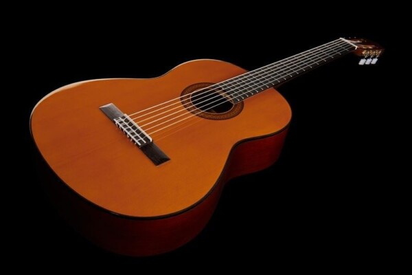 Класична гітара Yamaha CG102 фото 2