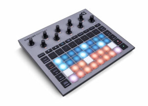 MIDI-контролер, грувбокс Novation Circuit Rhythm фото 2
