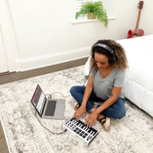 MIDI-клавіатура Akai MPK Mini MK3 White фото 6