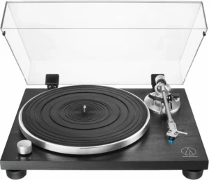 Програвач вінілових дисків Audio-Technica AT-LPW30BK фото 1