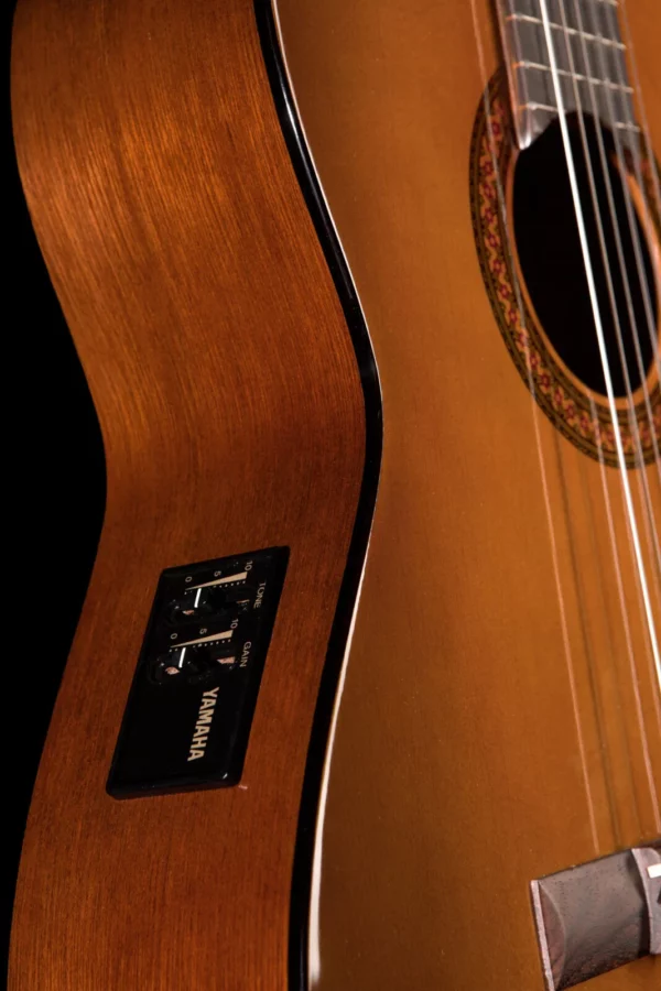 Класична гітара зі звукознімачем Yamaha CX40 II фото 4